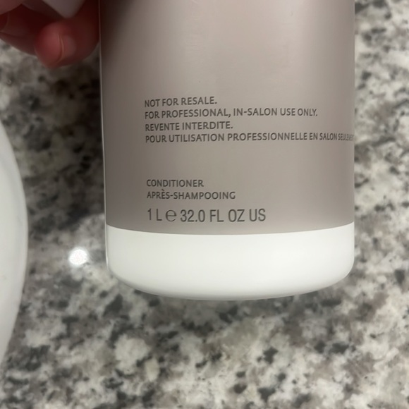 Living proof conditioner - Picture 4 of 5